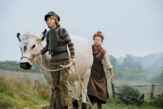 Illustration for article titled Into The Woods Images Show Disney's Very Different Movie Recreation